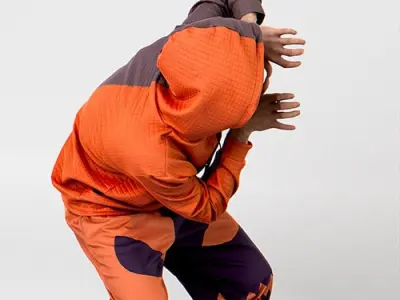 Posed 00347 03