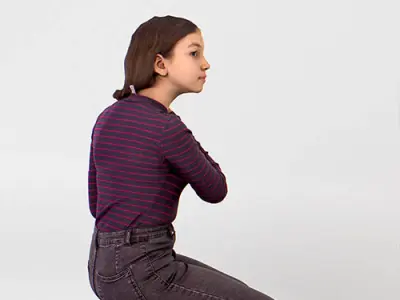 Posed 00180 21