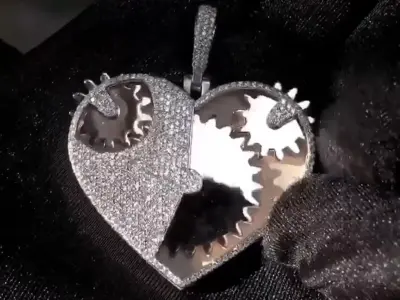 Kinetic Moving Gear Pendant 3D print model
