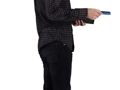 Elias Posed 003