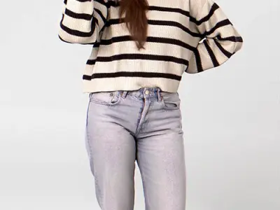 Posed 00150 04