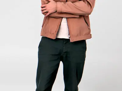 Posed Plus 00085 02