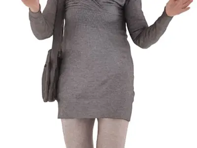 Caren Posed 002