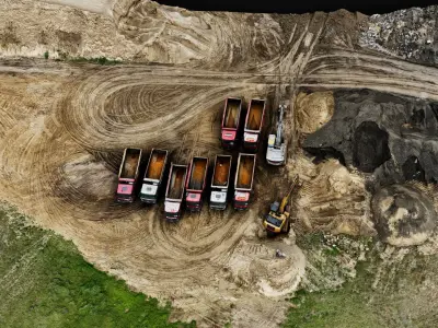 construction site terrain trucks PBR photogrammetry Low-poly 3D model