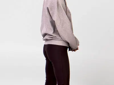 Posed 00209 29