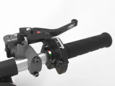 Domino Quick Action Throttle 3D model