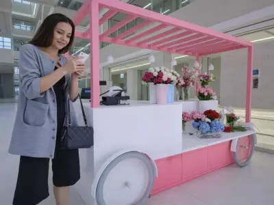 Flowers Cart  Food Cart  Trolly 3D model