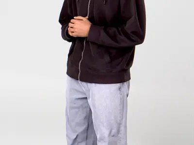 Posed 00144 02