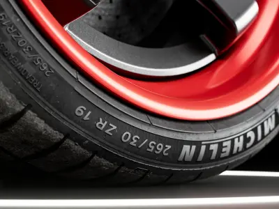Michelin Pilot Sport 4s 265 30 19 93Y 3D model