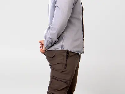 Posed 00142 02