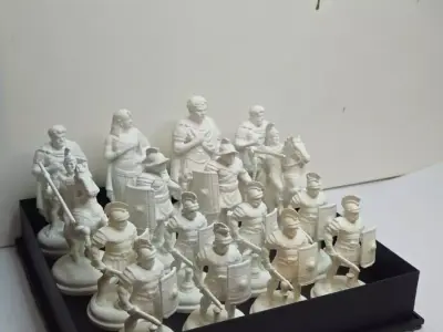 Roma Julio Cesar Historic Chess Set with Collection Box Free 3D print model