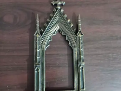 Antique Gothic frame for mirror or wall ornament 3D print model