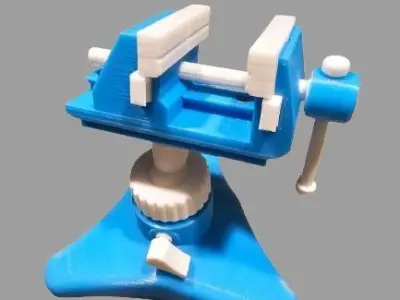 DESKTOP SWIVEL VISE Free 3D print model