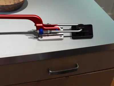 Latch clamp Free 3D model
