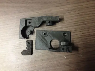 Yet another spring loaded extruder Free 3D print model
