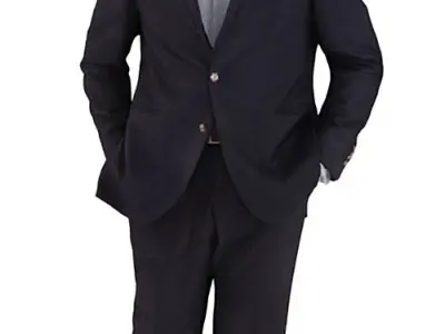 Frank Posed 020
