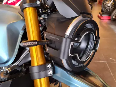 Moto Morini Seiemmezzo Headlight Cover 3D model