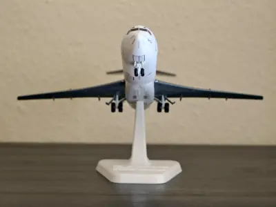 26103 Model kit Boeing 727-200 Down dg 3D print model