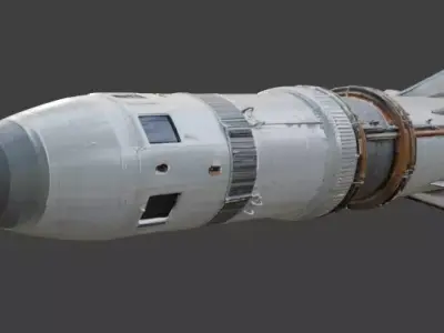 Realistic Sci-Fi Heavy Rocket 3D Model Low-poly 3D model