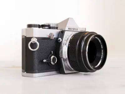 Vintage full-frame camera 3D model