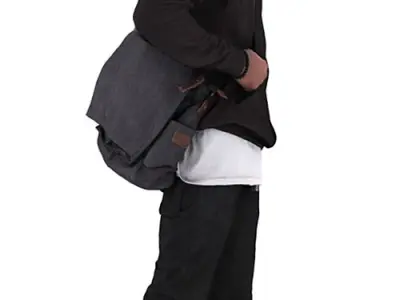 Tyrone Posed 009