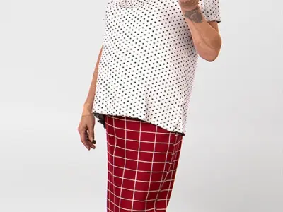 Posed 00307 28