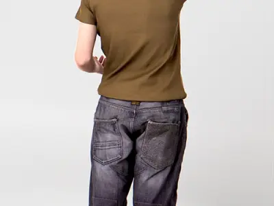 Posed 00134 28