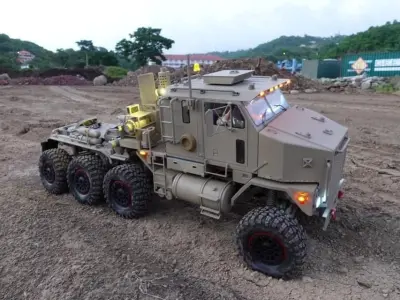 Oshkosh M1070  Army tank  STL 3D print model