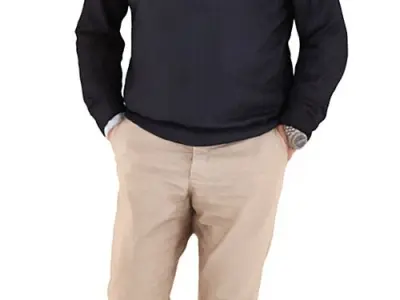 Richard Posed 031