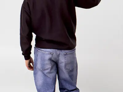 Posed 00188 33