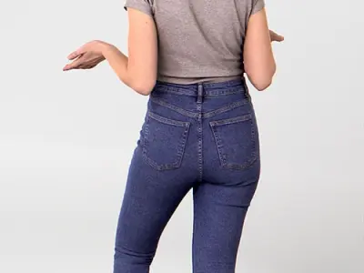 Posed 00126 19