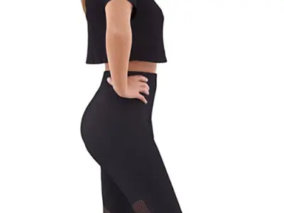 Tina Posed 010