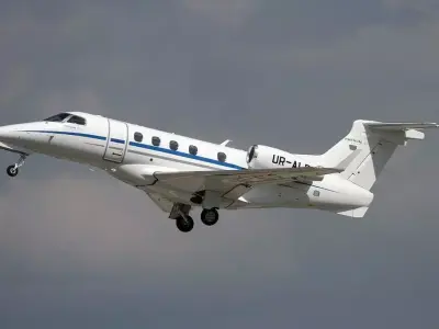 Embraer Phenom 300 3D model get