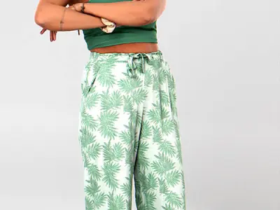 Posed Plus 00083 27