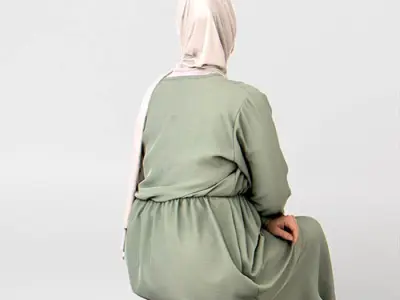 Posed 00373 22