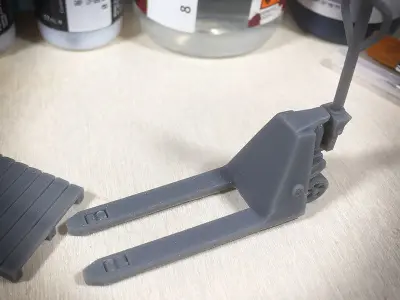 Pallet truck 1-35 scale diorama accessory 3D print model