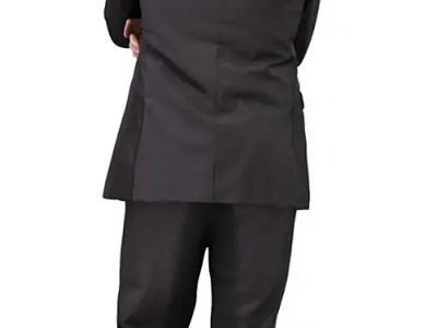 Dennis Posed 009