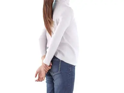 Holly Posed 014