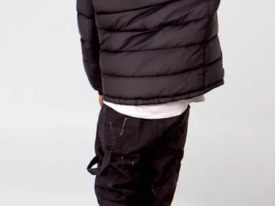 Posed 00374 05