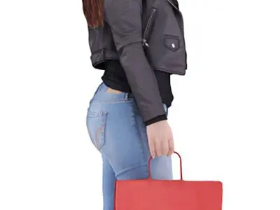 Felice Posed 002