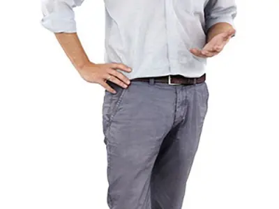 Max Posed 002