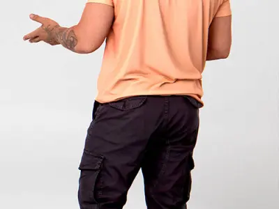 Posed 00216 15