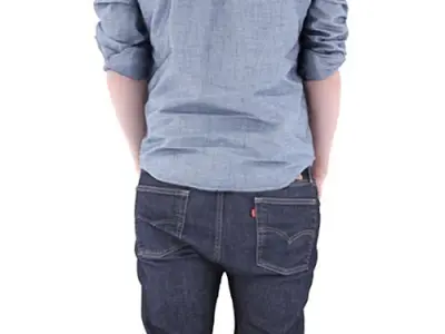 Felix Posed 001