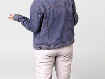 Posed 00113 27