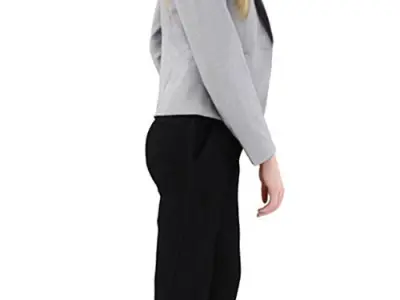 Janna Posed 003