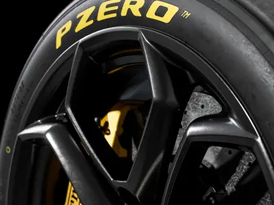 Pirelli DH Slick Circuit 285 645 R18 3D model