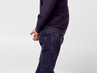 Posed 00141 02