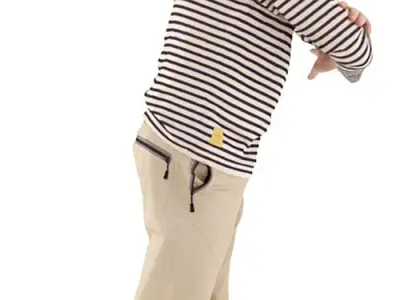 Frank Posed 012