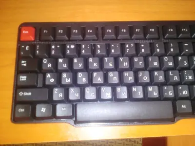 keyboard on desk Low-poly 3D model