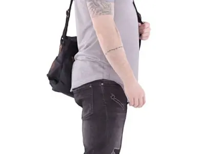 Joel Posed 004